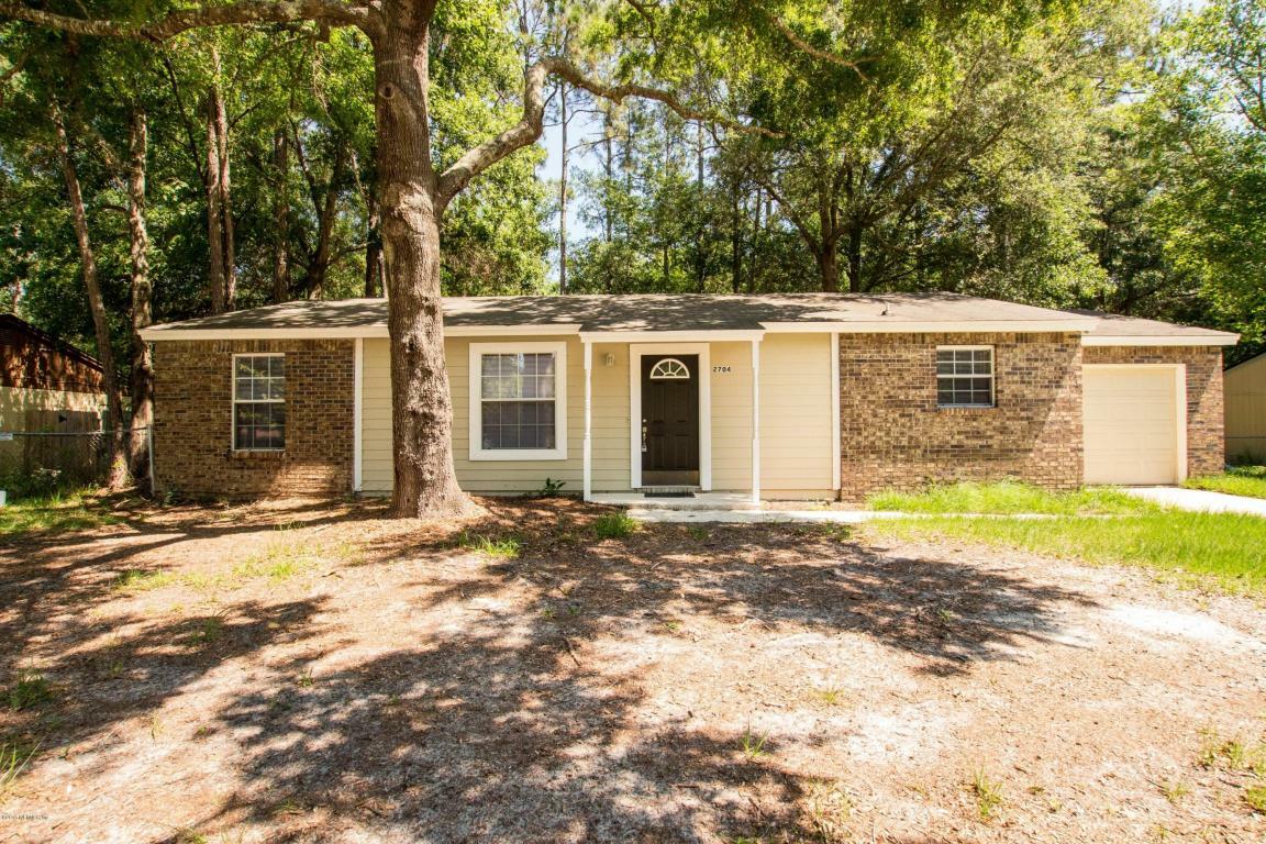 Property Photo:  2704 Pinewood Boulevard N  FL 32068 