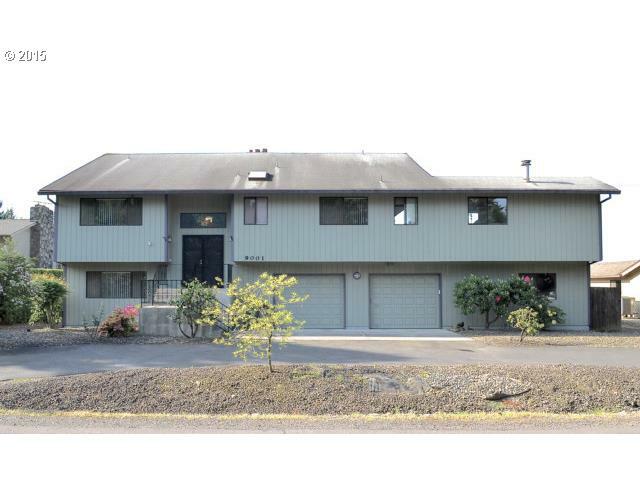 Property Photo:  9001 Mt Hood Ave  WA 98664 