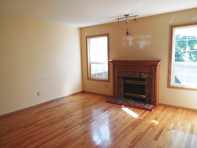 Property Photo: 15633 44th Ave W B3 WA 98087