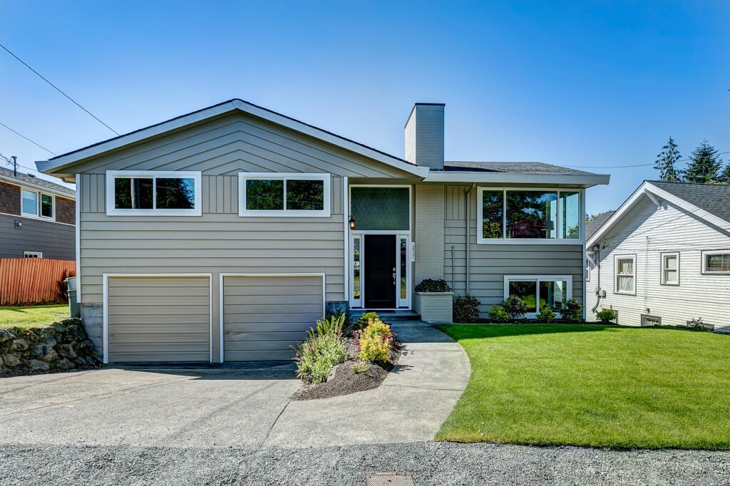 Property Photo:  217 NW 112th St  WA 98177 