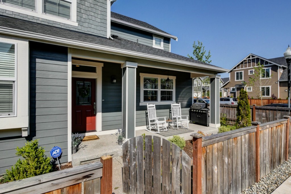 Property Photo: 21023 40th Ave SE WA 98021