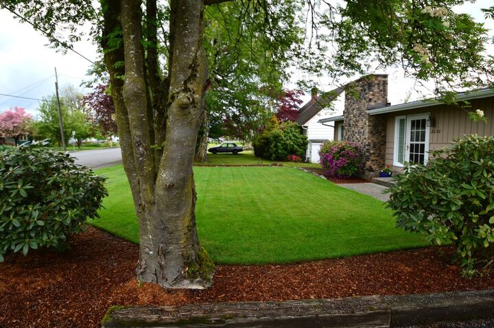 Property Photo: 2030 Roosevelt Ave WA 98022