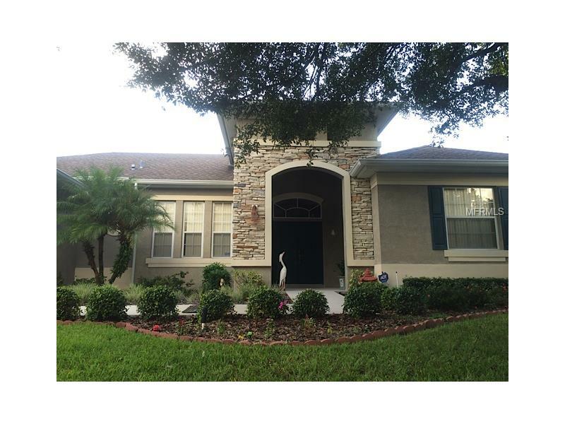 Property Photo:  2821 Hampton Place Court  FL 33566 