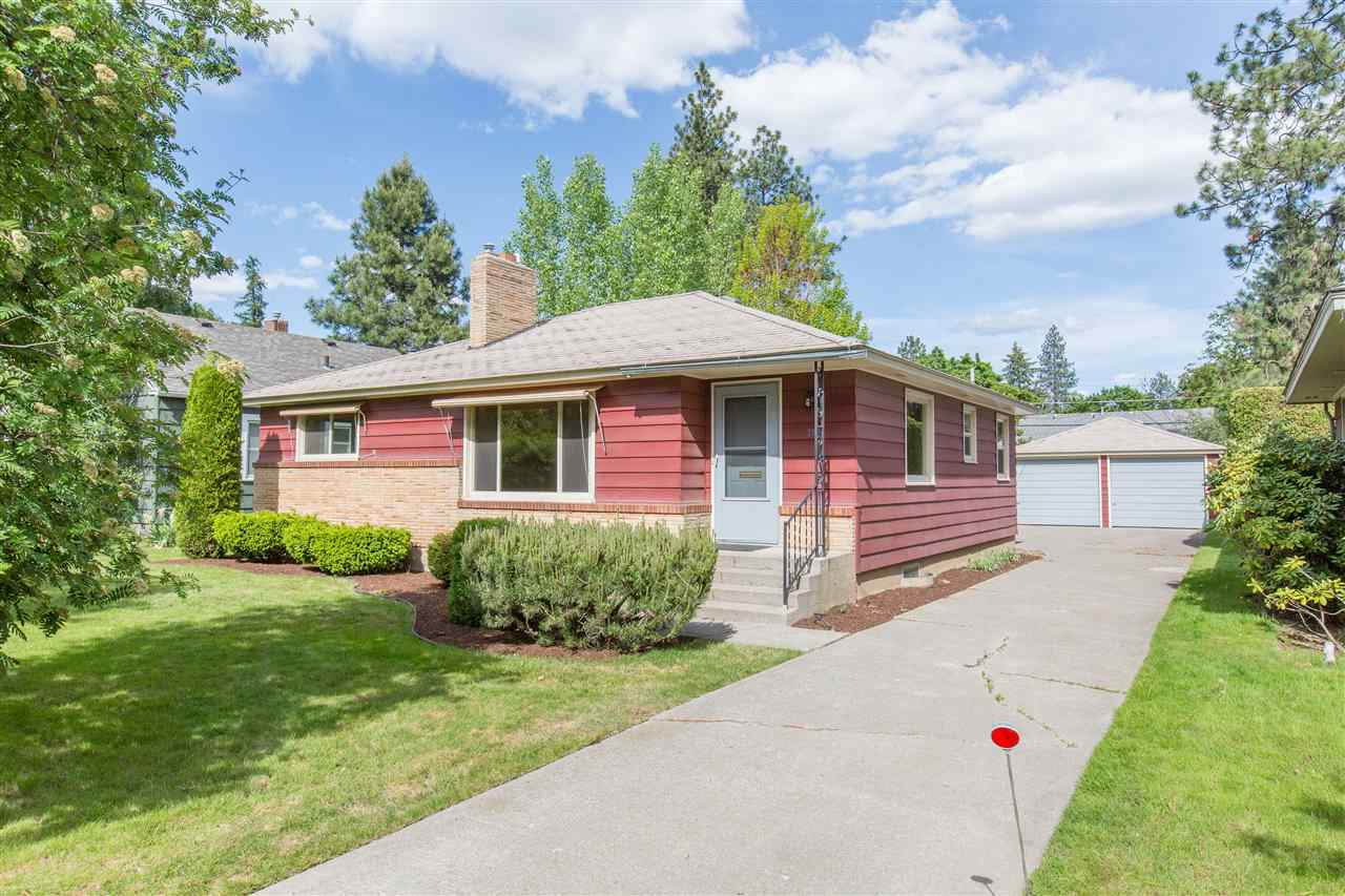 Property Photo: 3907 S Sherman St WA 99203