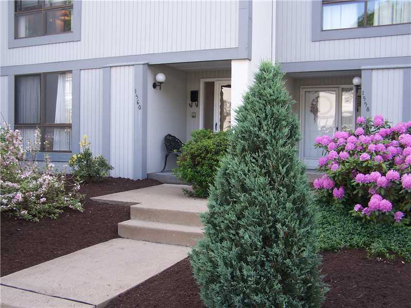 Property Photo:  1560 Pinehurst Drive  PA 15241 