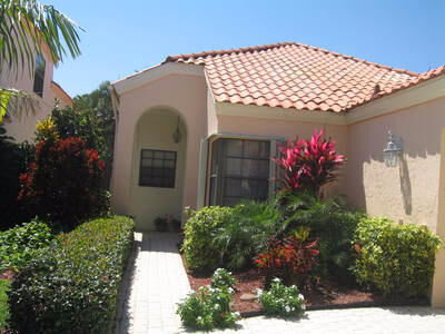 Property Photo:  2604 La Cristal Circle  FL 33410 
