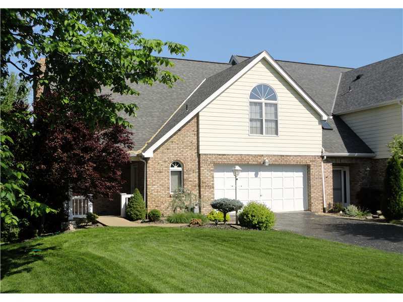 Property Photo:  37 Pond Court North  PA 15017 