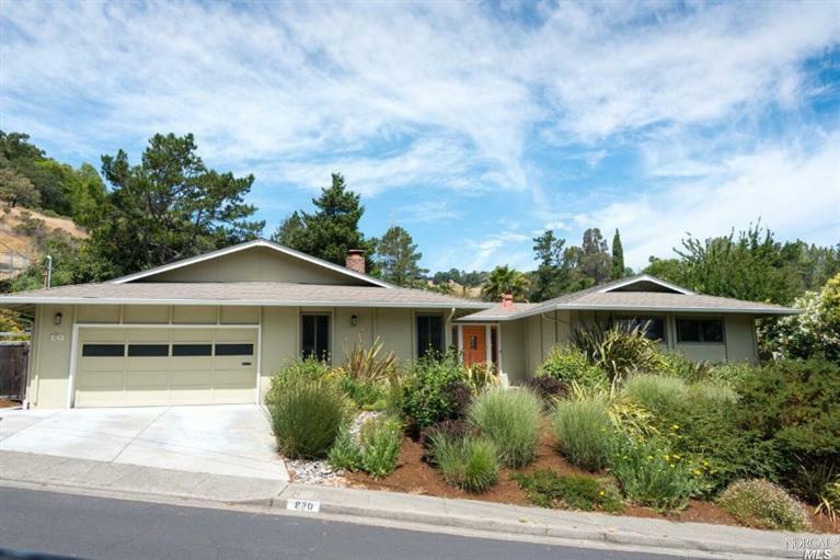 Property Photo:  820 Tamarack Drive  CA 94903 