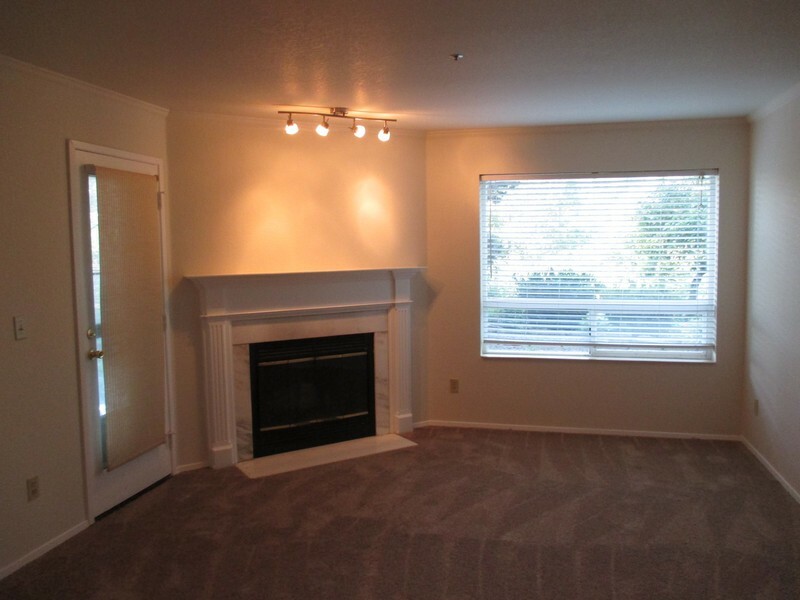 Property Photo:  17300 91st Ave NE A101  WA 98011 