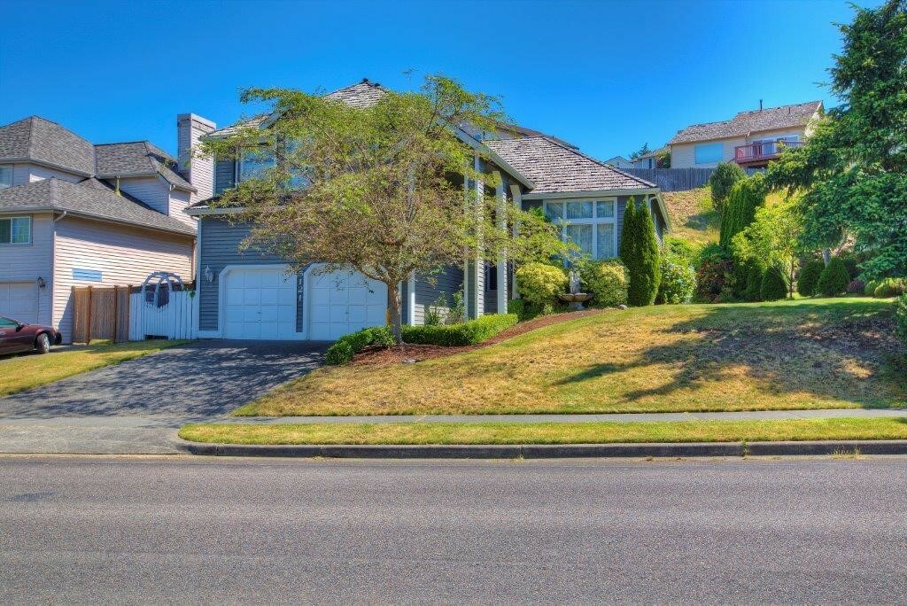 Property Photo: 5121 Galleon Dr NE WA 98422