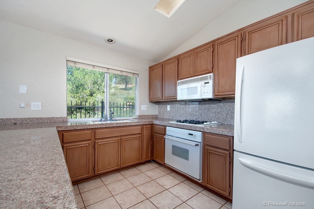 Property Photo: 828 Day Lily Court CA 92078