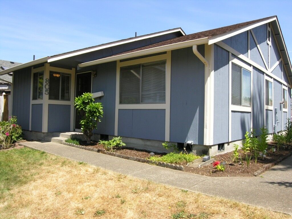 Property Photo:  805 Berne Lane SE  WA 98513 