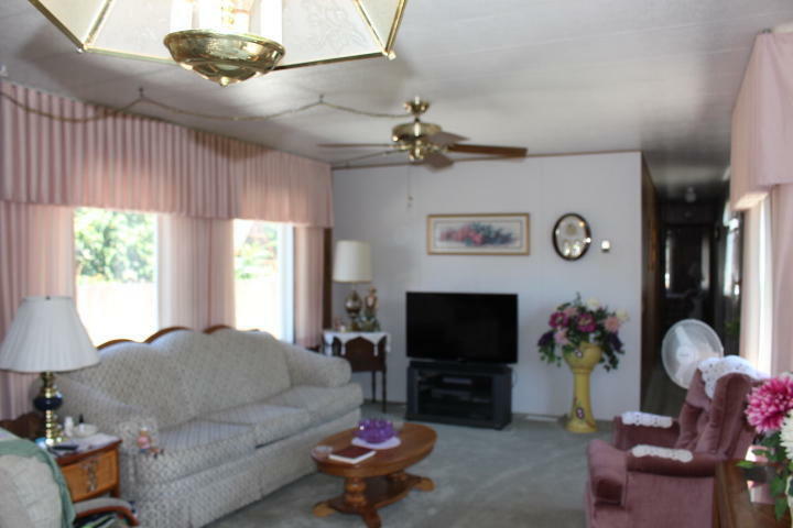 Property Photo: 8 NE 31st WA 98802