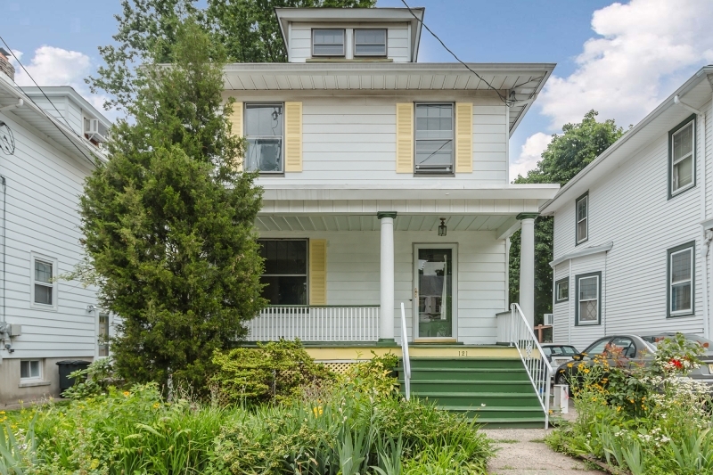 Property Photo:  121 Harper St  NJ 08904 