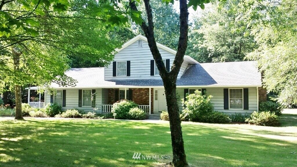 Property Photo:  186 Vista Road  WA 98532 