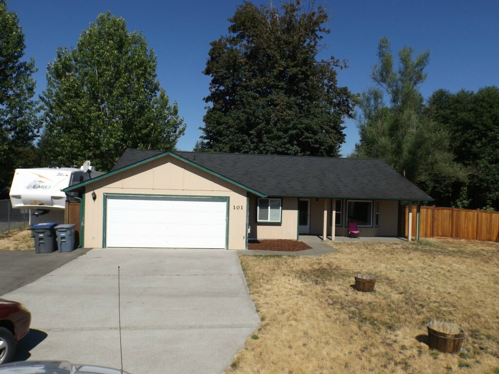 Property Photo:  101 NE Lennies Lp  WA 98528 