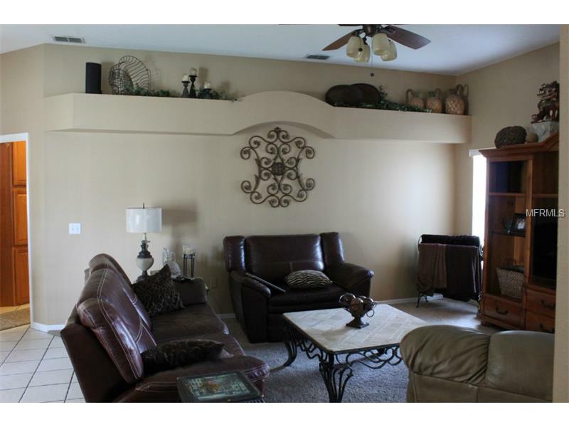 Property Photo:  639 Jessanda Circle  FL 33813 