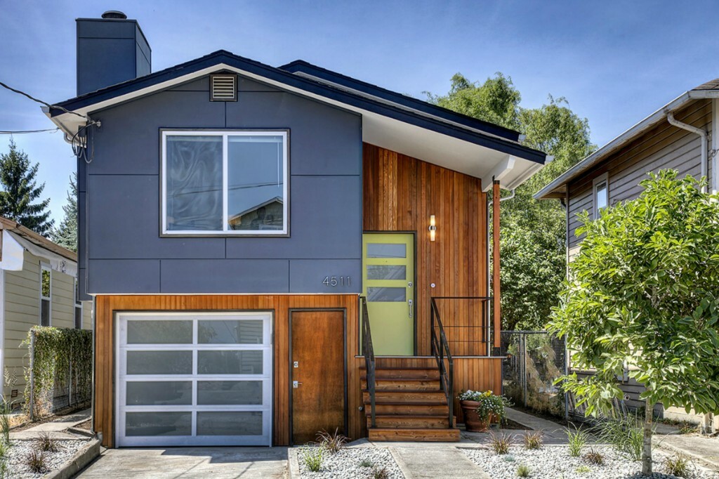 Property Photo: 4511 Cascadia Ave S WA 98118
