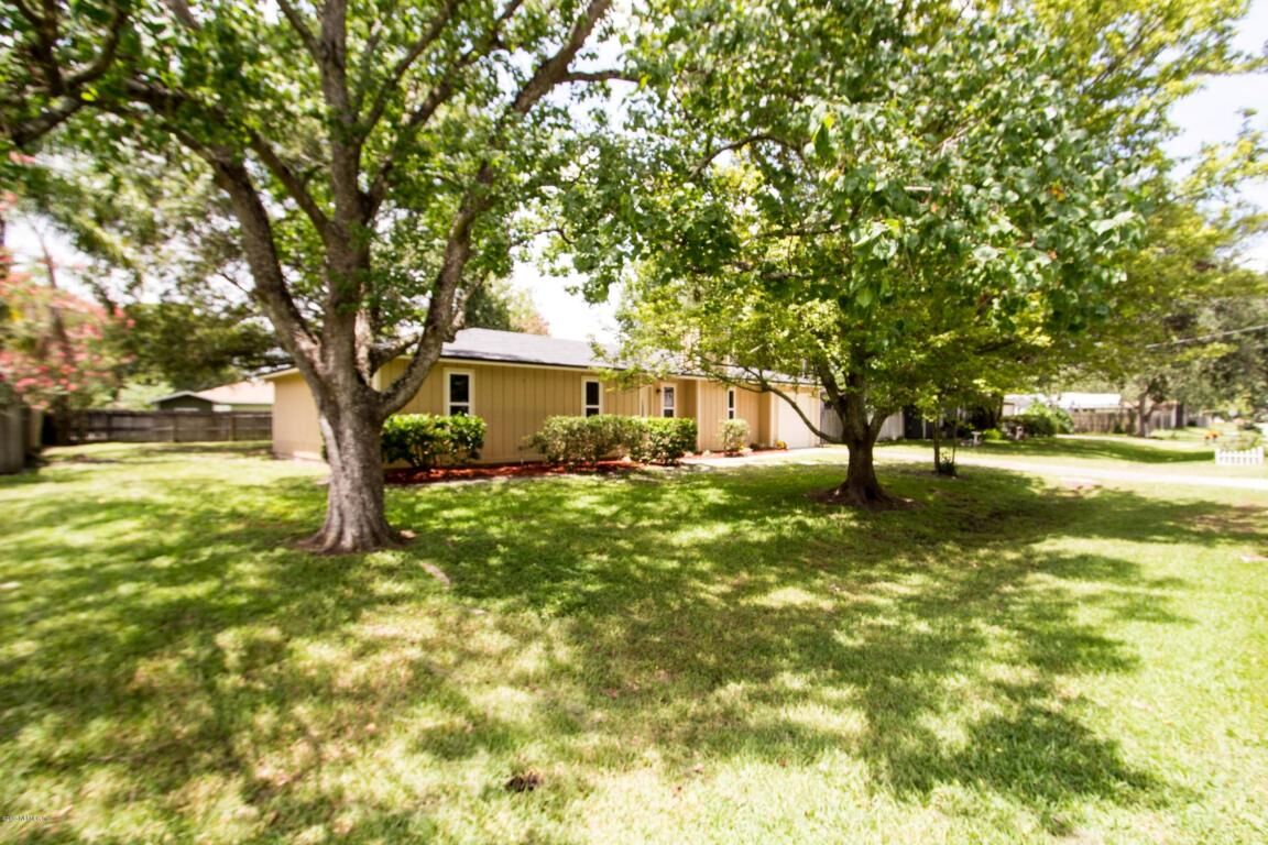 Property Photo: 10762 Spurs Court FL 32257