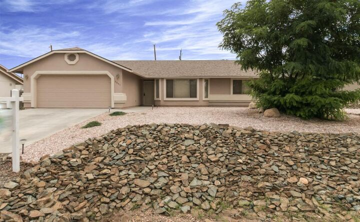 8057 E Jacque Drive  Prescott Valley AZ 86314 photo
