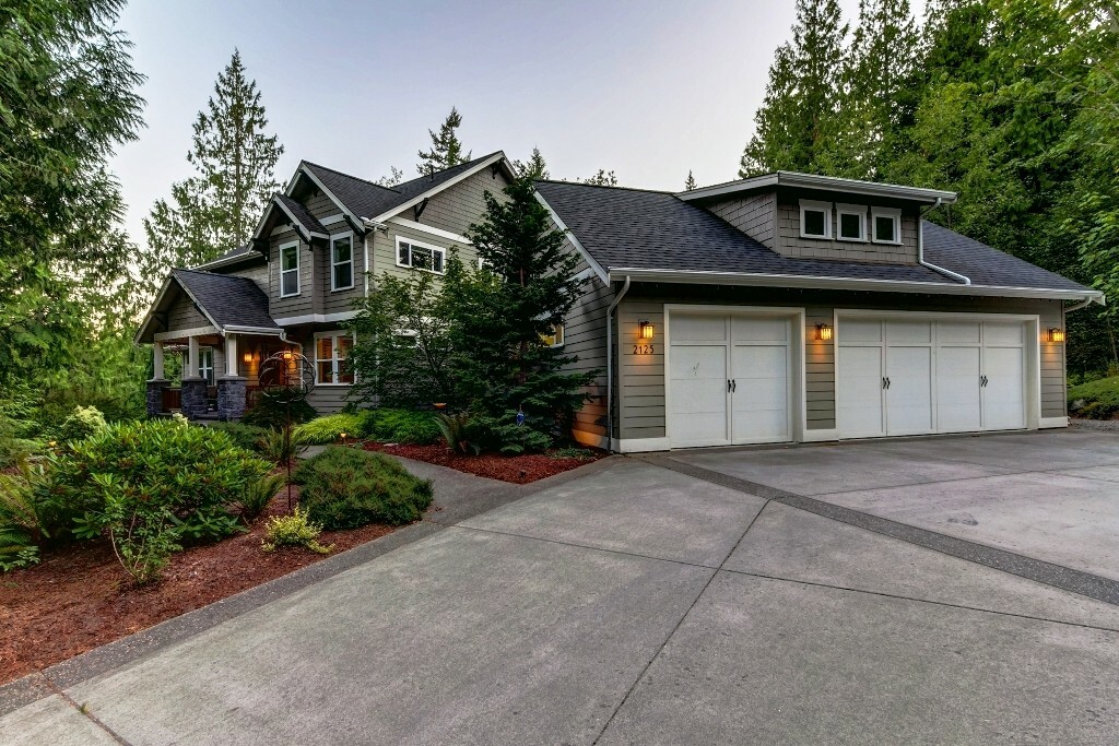 Property Photo:  2125 Academy Rd  WA 98226 