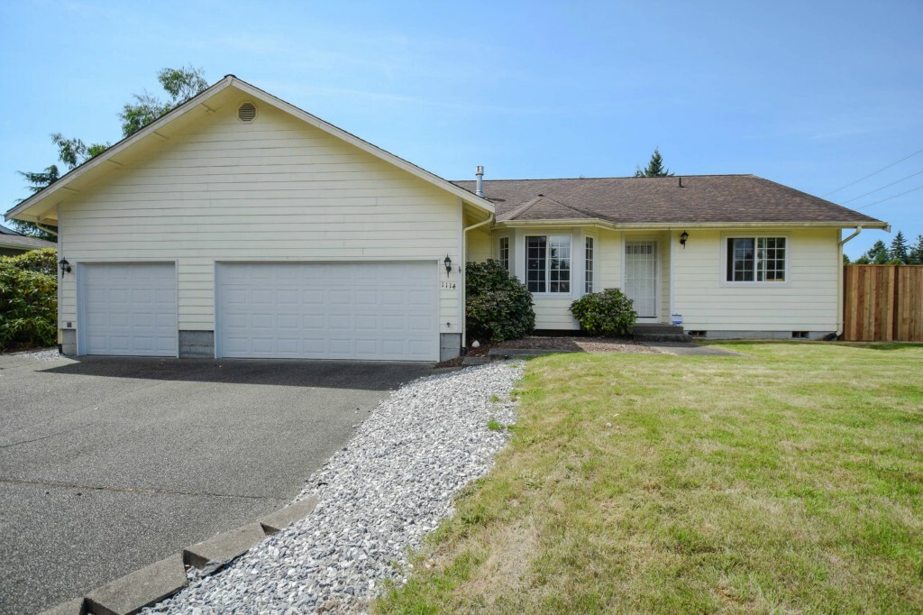 Property Photo:  1114 S Mullen St  WA 98405 