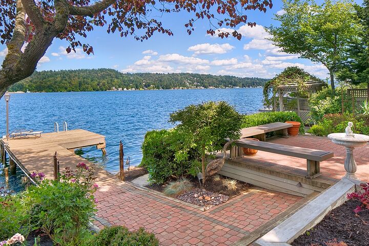 Property Photo:  13514 Riviera Place NE  WA 98125 