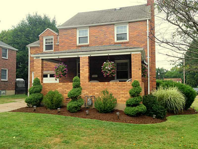 Property Photo:  209 Poplar Drive  PA 15209 