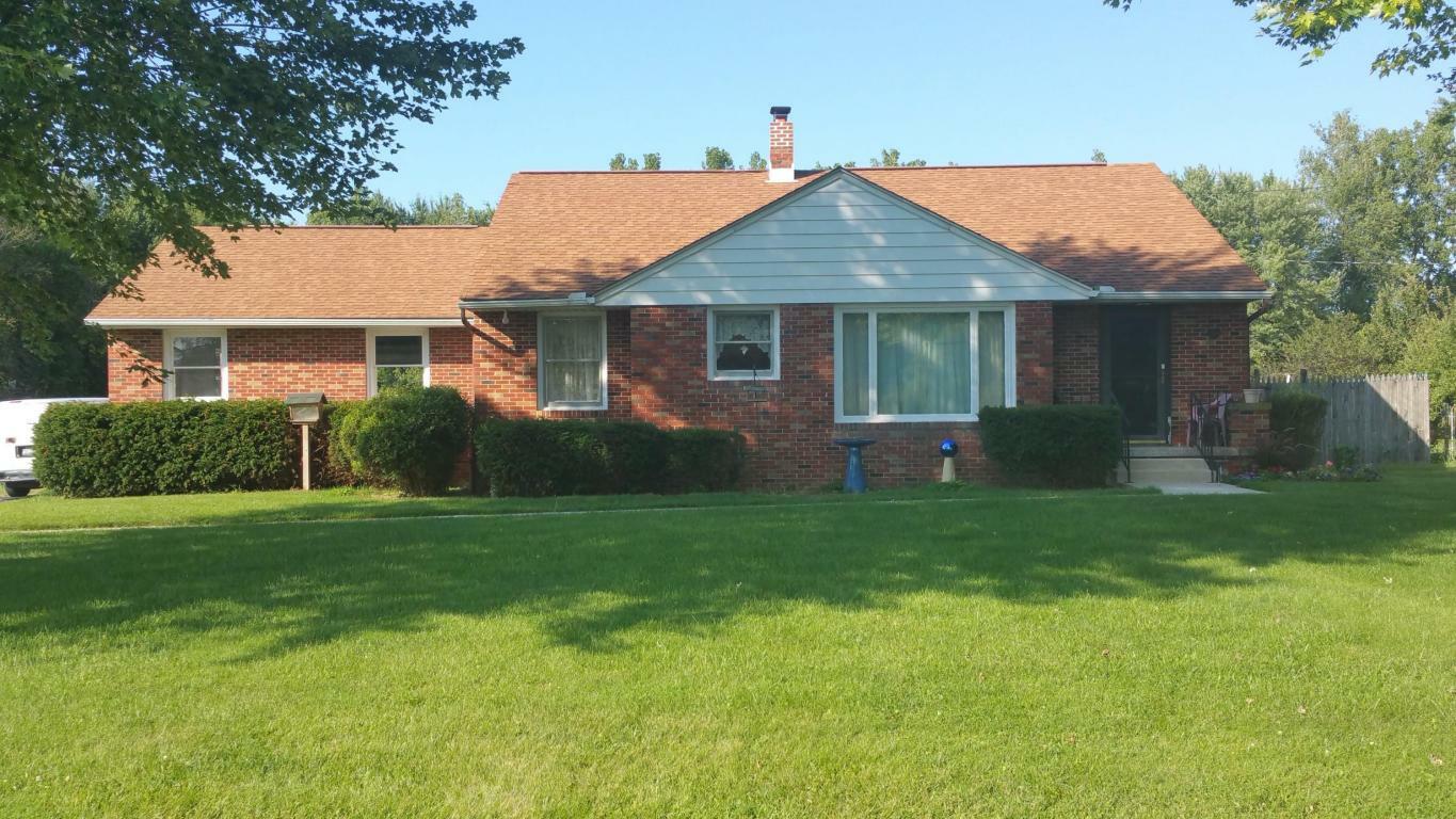 Property Photo: 141 E High Street OH 43320