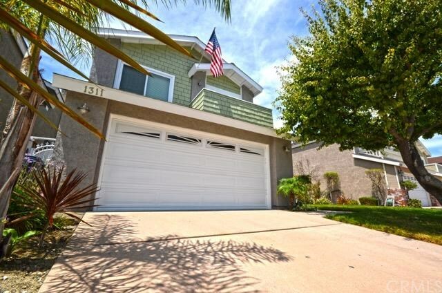 1311 Lakeside Lane  Huntington Beach CA 92648 photo