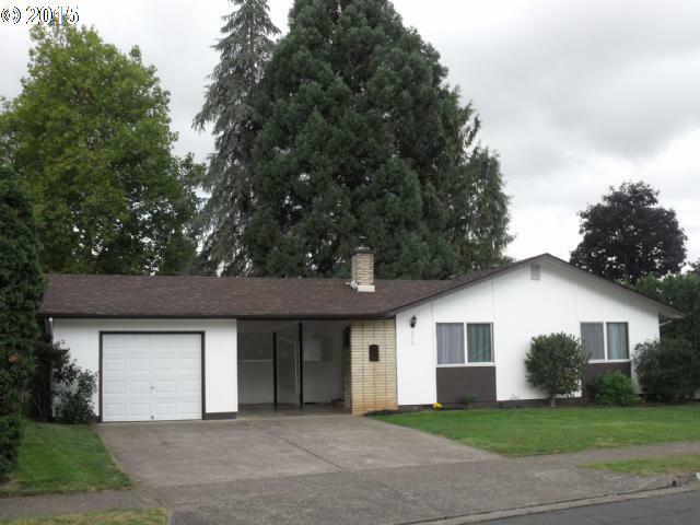 Property Photo: 2070 Princeton Dr OR 97405