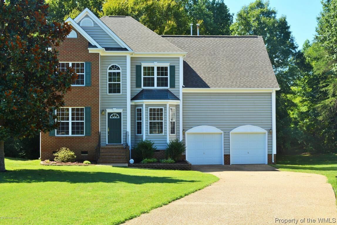 Property Photo: 6176 S Mayfair Circle VA 23188