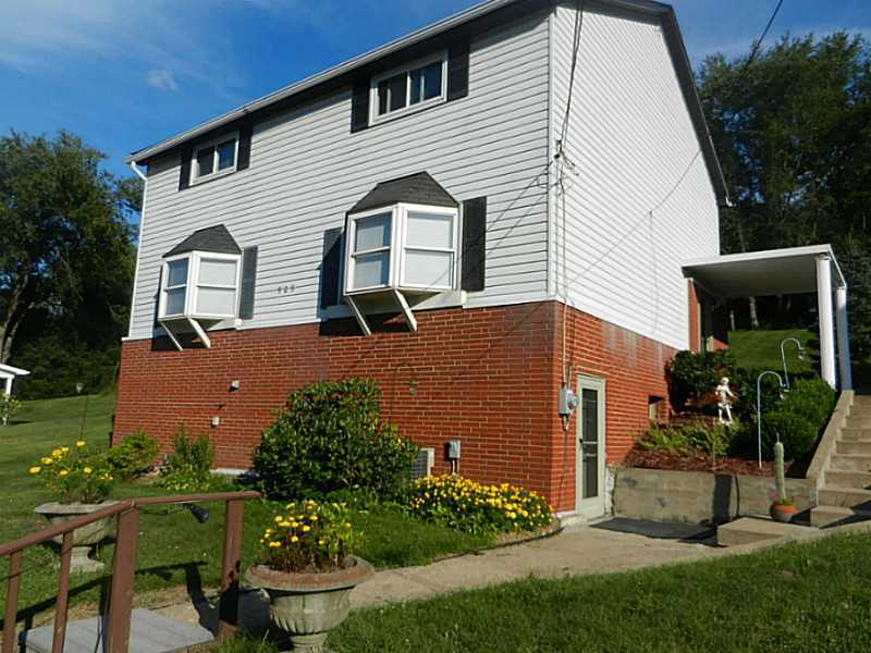 Property Photo: 905 Santiago Road PA 15126