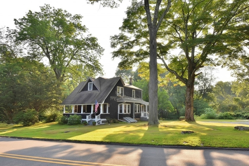 Property Photo:  45 Smith Rd  NJ 07834 