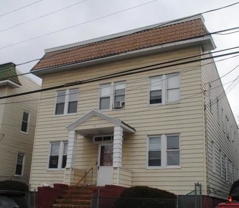 Property Photo:  35 Hanford Street  NJ 07114 