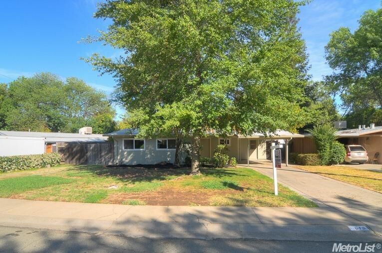 Property Photo: 618 Windsor Drive CA 95678