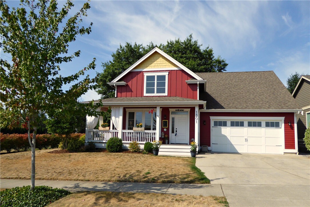 Property Photo: 1301 Lupin St WA 98264