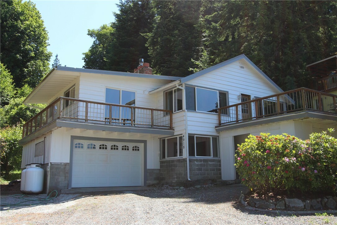Property Photo: 4918 Arcadia Rd WA 98271