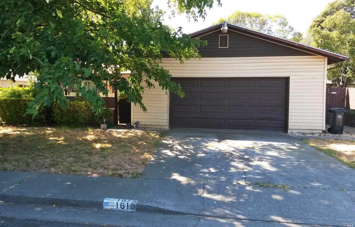 Property Photo: 1613 New Hampshire Street CA 94533