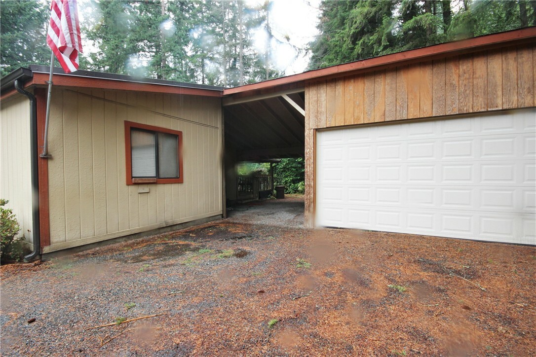 Property Photo:  14241 161st Ave SE  WA 98059 