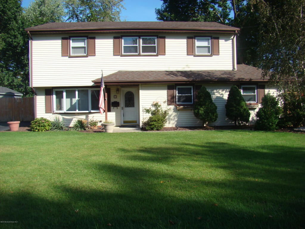 Property Photo:  5 Carriage Road  NJ 07730 