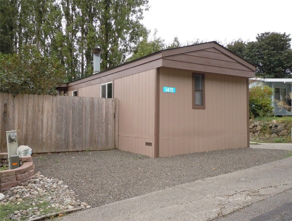 Property Photo:  1415 NE Steele Creek Dr  WA 98311 