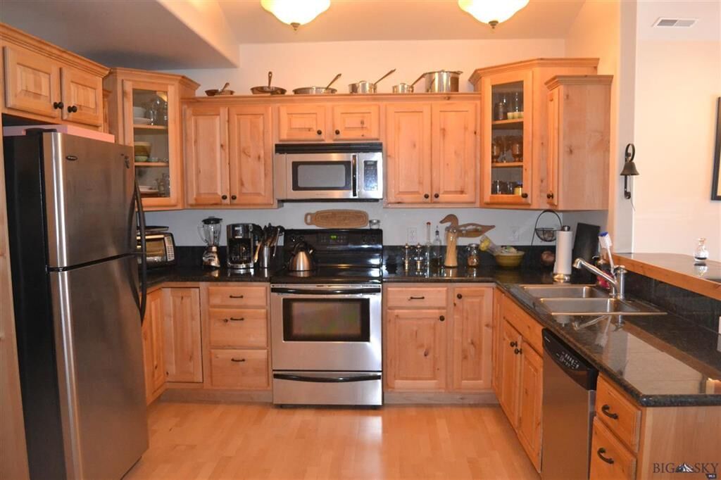 Property Photo:  243 N Ferguson Avenue  MT 59718 