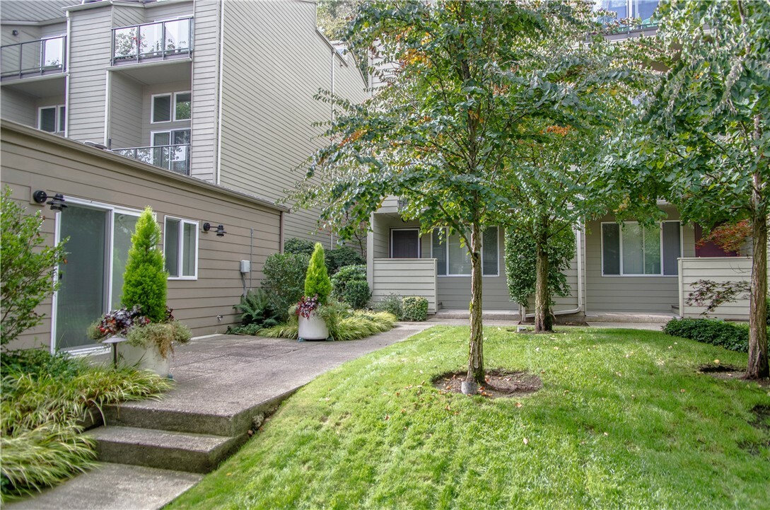 Property Photo: 2933 76th Ave SE 12D WA 98040
