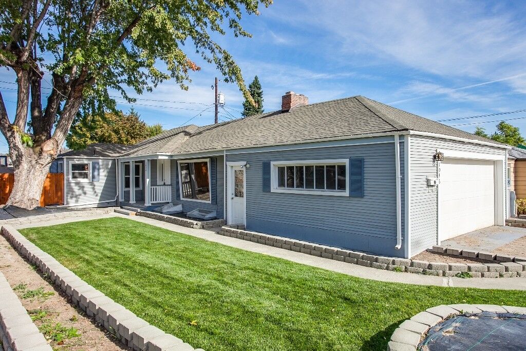 Property Photo:  1046 Cherry St  WA 98801