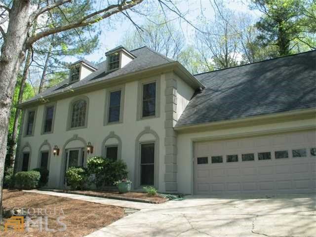 Property Photo: 735 Wood Valley Trace GA 30076