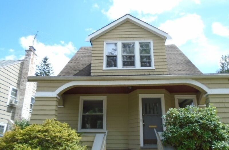 Property Photo: 148 College Pl NJ 07079