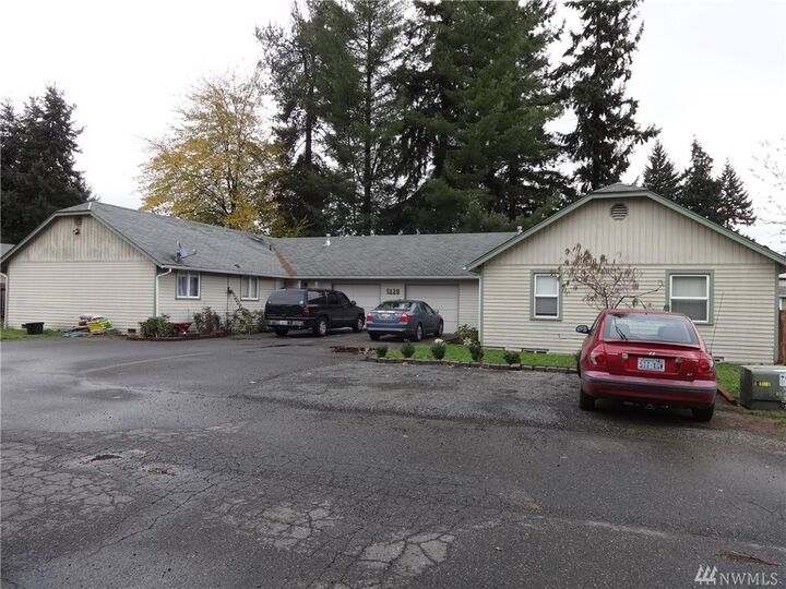 5129 88th St NE A-B  Marysville WA 98270 photo