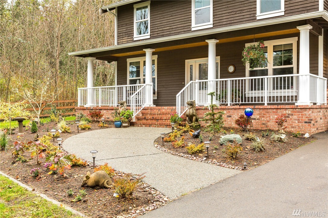 Property Photo: 16115 Utley Rd WA 98290