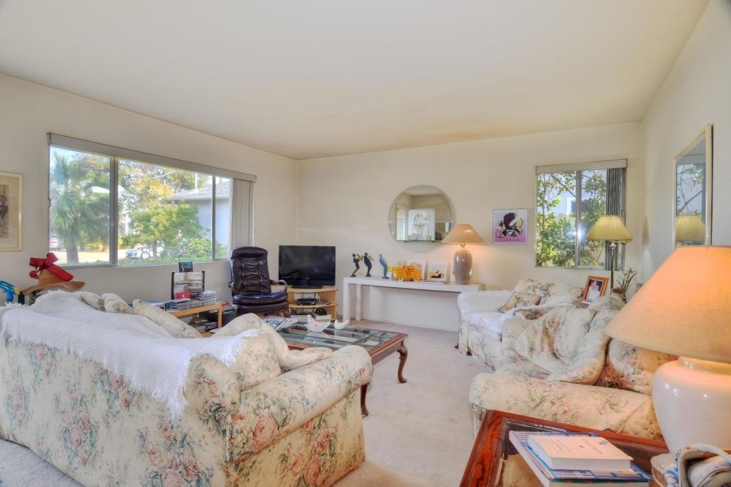 Property Photo:  7152 Whipple Ave  CA 92122 